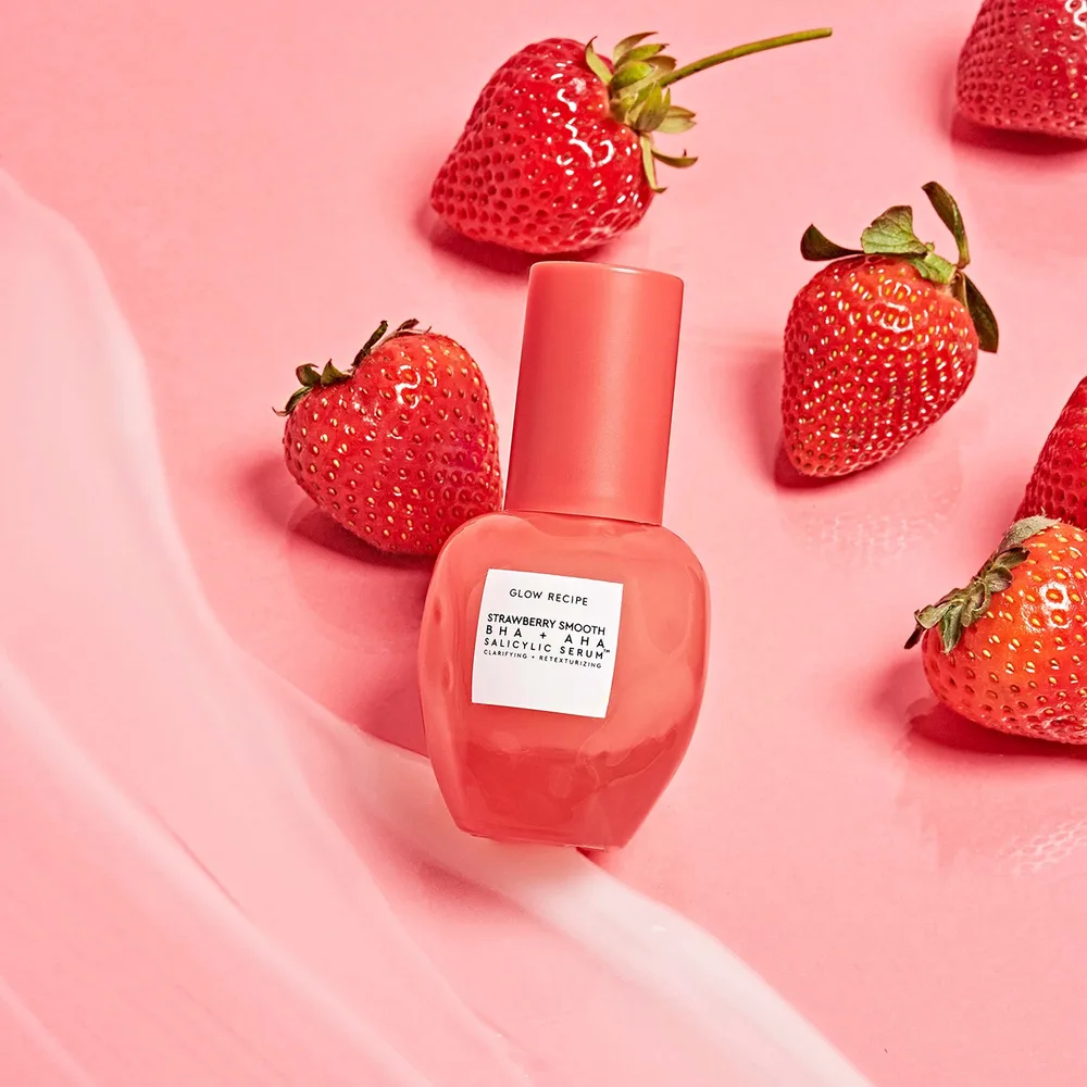 Сыворотка с гладким эффектом с салициловой кислотой, AHA и BHA Glow Recipe Strawberry Smooth, 30 мл