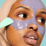 Мужская косметика для лица - Очищающий гель "Мужчина" Benefit Cosmetics Multifunctional applicator for cleansing and applying masks, 1 pc — фото 2