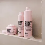 Authentic Beauty Concept Glow Cleanser шампунь для окрашенных волос 300 мл — фото 2
