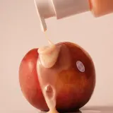 OLEHENRIKSEN Peach Glaze гель для умывания с ниацинамидом 2%, 150 мл — фото 4