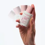 Clarins UV Plus SPF50 флюид солнцезащитный для лица Translucent 30 мл — фото 3
