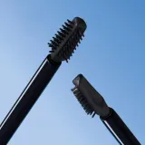 Benefit Cosmetics Dream Sheen Brow Glaze гель для бровей оттеночный с глянцевым финишем 5 мл, оттенок Deep — фото 5