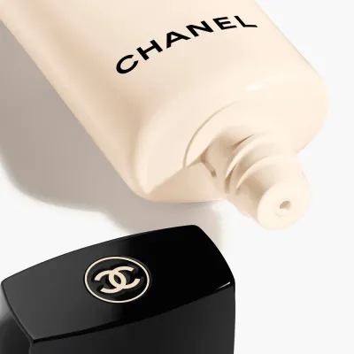 Chanel Les Beiges Healthy Glow Blush жидкие румяна с сияющим финишем 30 мл