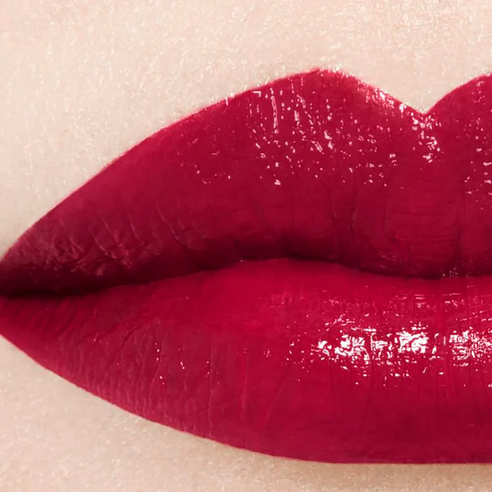 Chanel ROUGE ALLURE LAQUE жидкая помада для губ, 5,5 мл, оттенок 70 IMMOBILE