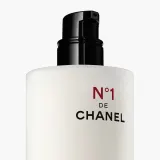Chanel Эссенция-лосьон для лица ревитализирующая с красной камелией, 100 мл — фото 1