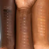 Rem Beauty Sweetener тональный крем с гиалуроновой кислотой и ниацинамидом, оттенок medium 5n — фото 2