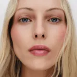 Westman Atelier Squeaky Clean оттеночный бальзам для губ 6.5 г, оттенок Ma Puce — фото 3