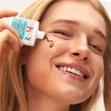 First Aid Beauty Bronze + Glow Drop Капли для лица бронзирующие с ниацинамидом 30 мл — фото 3