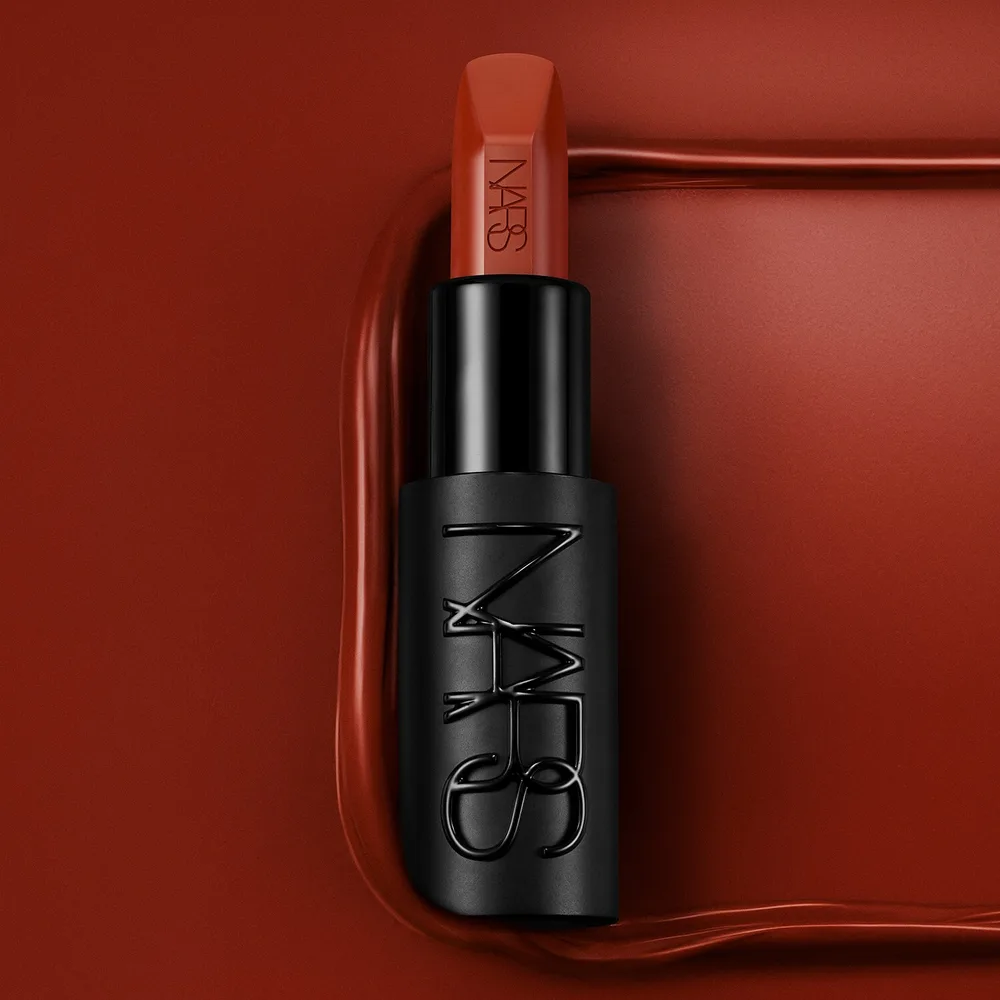 NARS Explicit Lipstick помада для губ сатиновая, оттенок Mischievous