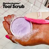 beautyblender Blendercleanser Tool Scrub мыло для очищения спонжей кистей и рук Лаванда 28,3 г — фото 1