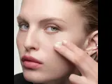 Givenchy Prisme Libre Skin and Color Serum Primer база под макияж корректирующая Зелёный + Витамин B5 30 мл, зелёный + Witamina B5 — фото 7