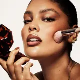 Fenty Beauty Seamless Cream Blending Brush 185 Кисть для бронзера и кремовых средств 1 шт — фото 1