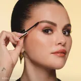 Rare Beauty Brow Harmony гель для бровей оттеночный фиксирующий 4.5 г, оттенок Soft Blonde — фото 1
