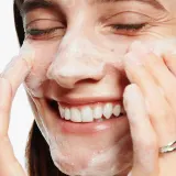 Clinique Facial Soap мыло жидкое для лица для очень сухой и сухой кожи тип 1 200 мл — фото 1