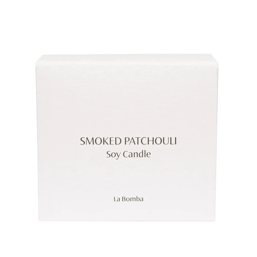 Свеча ароматическая соевая La Bomba Smoked Patchouli, пачули с дымным акцентом