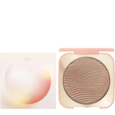 Прессованный бронзер Lovro Afterlight Glow с эффектом загара, тёплый оттенок, 02 Sunkissed tan