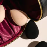 Спонжи для макияжа M BRUSH by Maxineczka Makeup Sponge набор 2 шт из полиуретановой пены, оттенки Black and Nude — фото 5