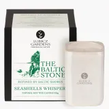 Свеча ароматическая Lubicz Gardens Baltic Stone Seashells Whisper квадратная высокая, соевый воск, сосна, морская соль и амбра, около 38 часов, 225 г — фото 1