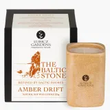 Свеча ароматическая Lubicz Gardens Baltic Stone Amber Drift квадратная высокая, соевый воск, цитрусы, перец, роза и сандал, около 38 часов, 225 г — фото 1