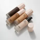 Тональный крем KIKO Milano Love Fusion 24H Moisture Radiant Foundation увлажняющий, сияющий финиш, 5WR Warm Rose, 30 мл — фото 6