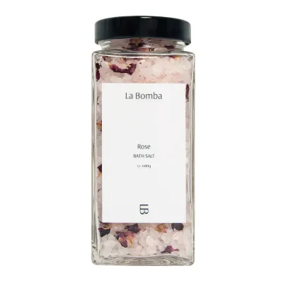 Соль для ванны La Bomba Rose с лепестками розы, расслабляющая, 680 г