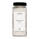 Соль для ванны La Bomba Ylang-Ylang Vanilla расслабляющая с иланг-илангом 680 г — фото 1