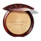 Пудра-хайлайтер GUERLAIN Terracotta Luminizer 01 Warm Gold сияющая, эффект золотого часа, 7 г — фото 1