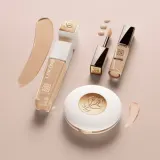 Тональный крем Lancome Teint Idole Ultra Wear Care and Glow уходовый сияющий, SPF25, оттенок 310N, 30 мл — фото 5
