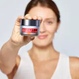 Крем для лица L'Oreal Paris Revitalift Filler HA SPF50 дневной, с гиалуроновой кислотой, 50 мл — фото 4