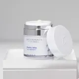 Крем для лица восстанавливающий успокаивающий с ретинолом ZO Skin Health Renewal Creme, 50 мл — фото 2