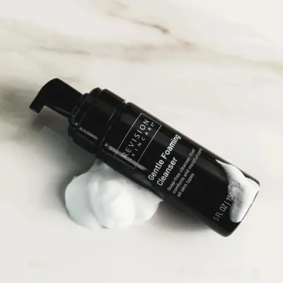 Успокаивающая очищающая пенка для чувствительной кожи Revision Skincare Gentle Foaming Cleanser, 150 мл