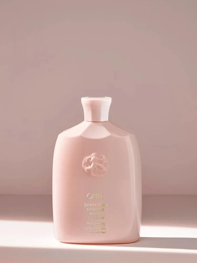 Очищающий шампунь против перхоти Oribe Serene Scalp Balancing, 250 мл