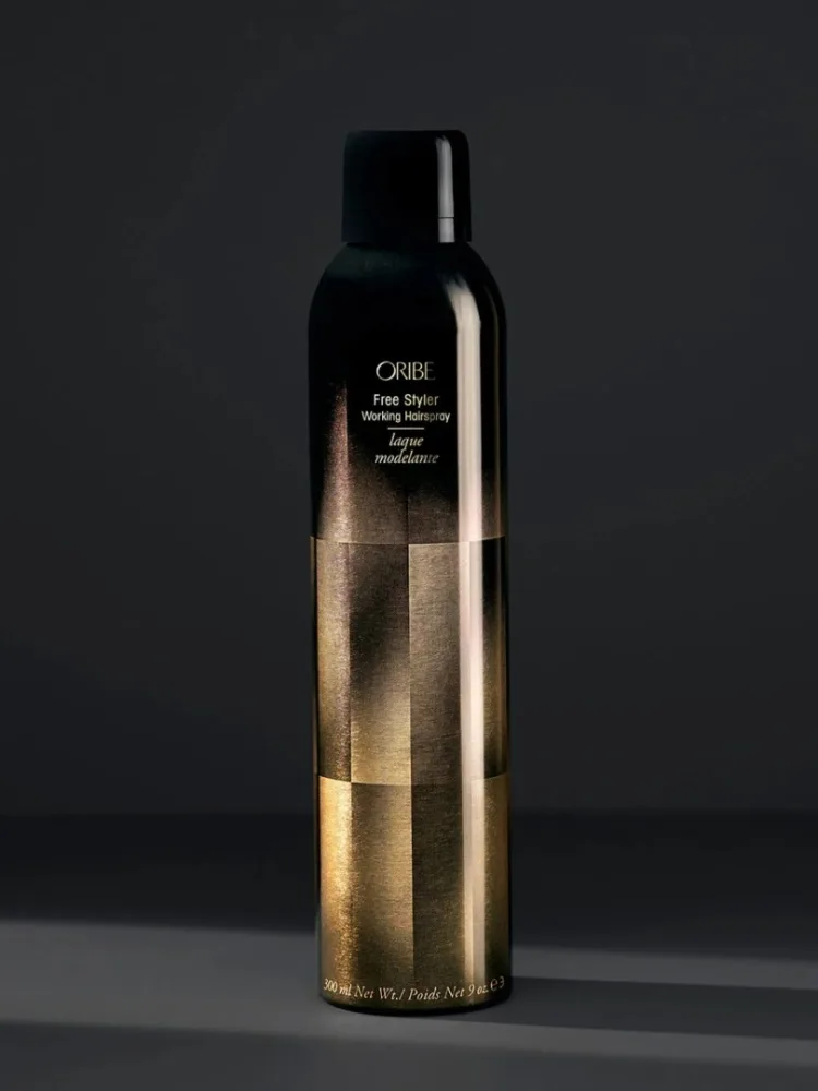 Подвижный лак для многократной укладки Oribe Signature Free Styler Working Hairspray, 300 мл