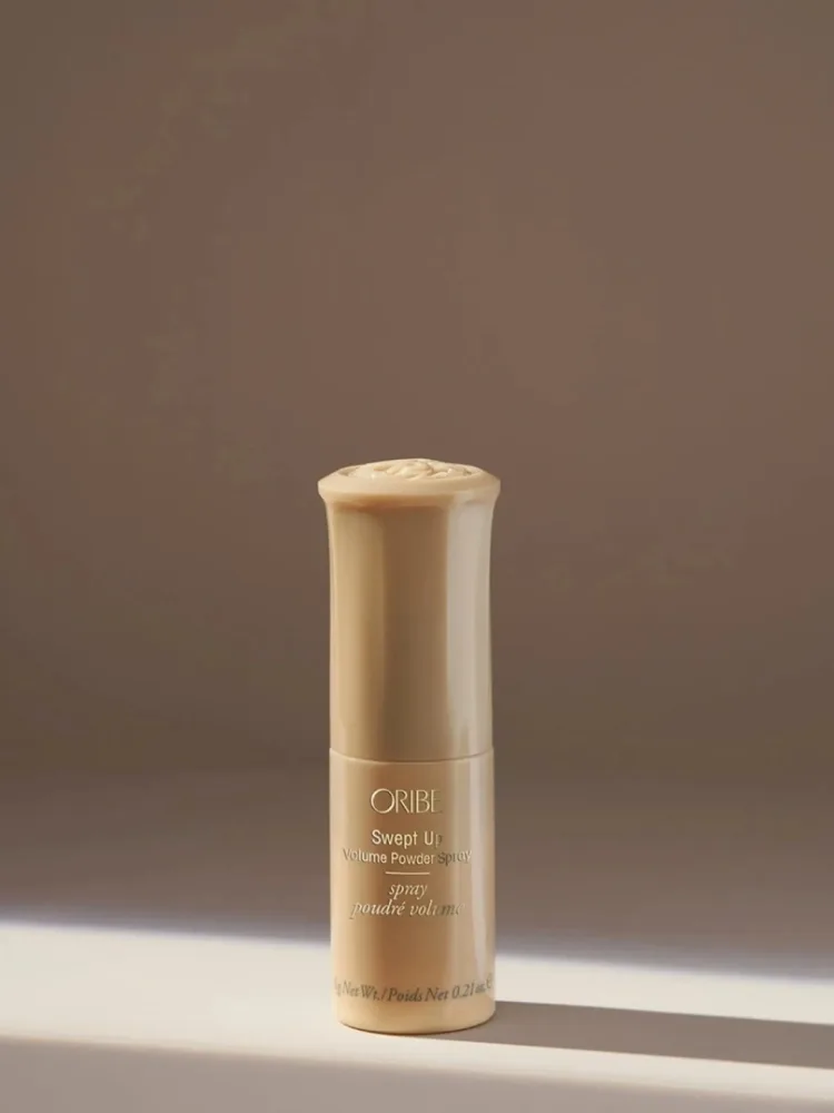 Пудра-спрей для объема и текстуры волос Oribe Signature Swept Up Volume Powder Spray, 6 г
