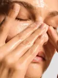 Очищающий гель для лица IS CLINICAL Cleansing Complex, 60 мл — фото 5