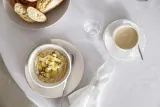 Villeroy & Boch Тарелка для завтрака NewMoon 24 см бежевая — фото 8