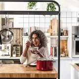 KitchenAid Кастрюля эмалированная 20 см 3,7 л с крышкой Empire Red — фото 3