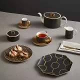 Wedgwood Восьмиугольная тарелка Gio Gold 23 см черная — фото 4