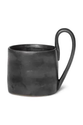 Кружка Ferm Living Flow Mug, каменная керамика, 360 мл, чёрный