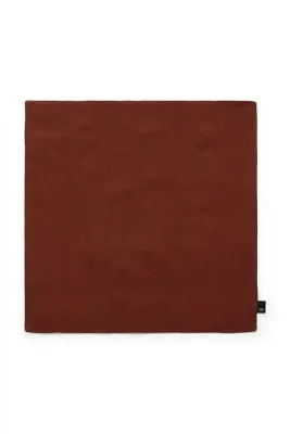 HAY Наволочка Linen с добавлением льна, бордовая, 50 x 50 см